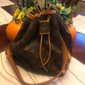 Louis Vuitton Petite Noe
